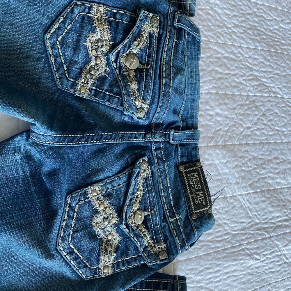 Miss Me Jeans from Buckle 25 W 33 L